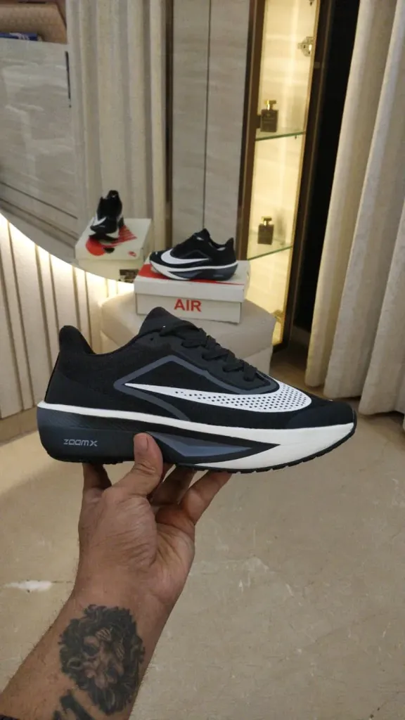 ZOOM FLY 6